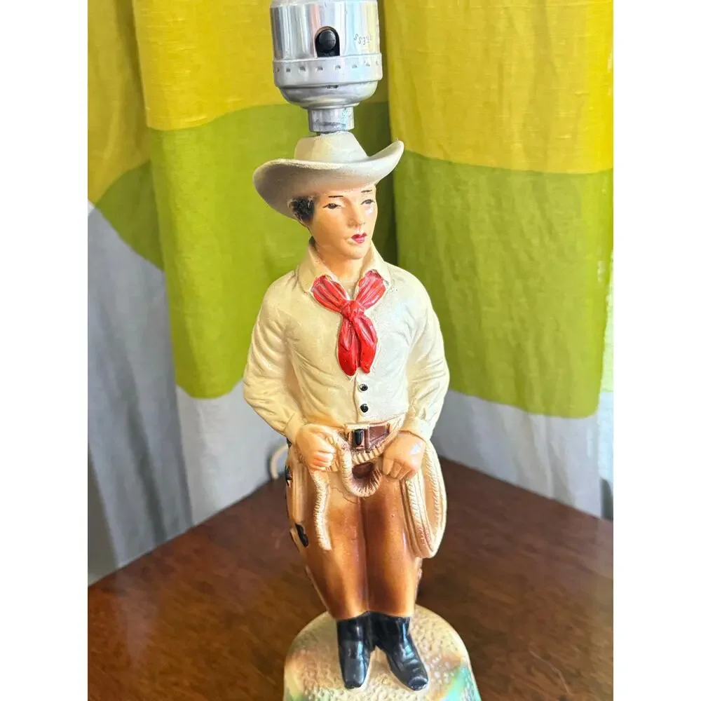 Vintage Cowboy western figurative lamp and shade